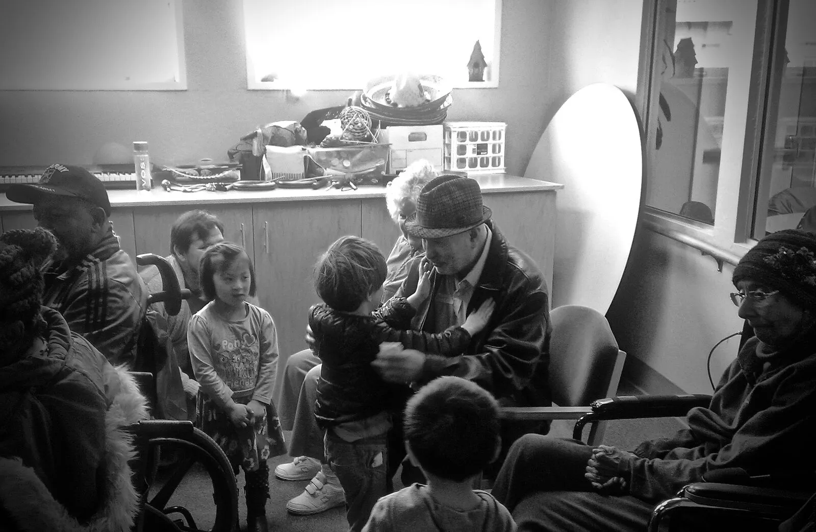 Alzheimer’s Services of the East Bay is closing. It offered dance parties, chair yoga and respite for caregivers