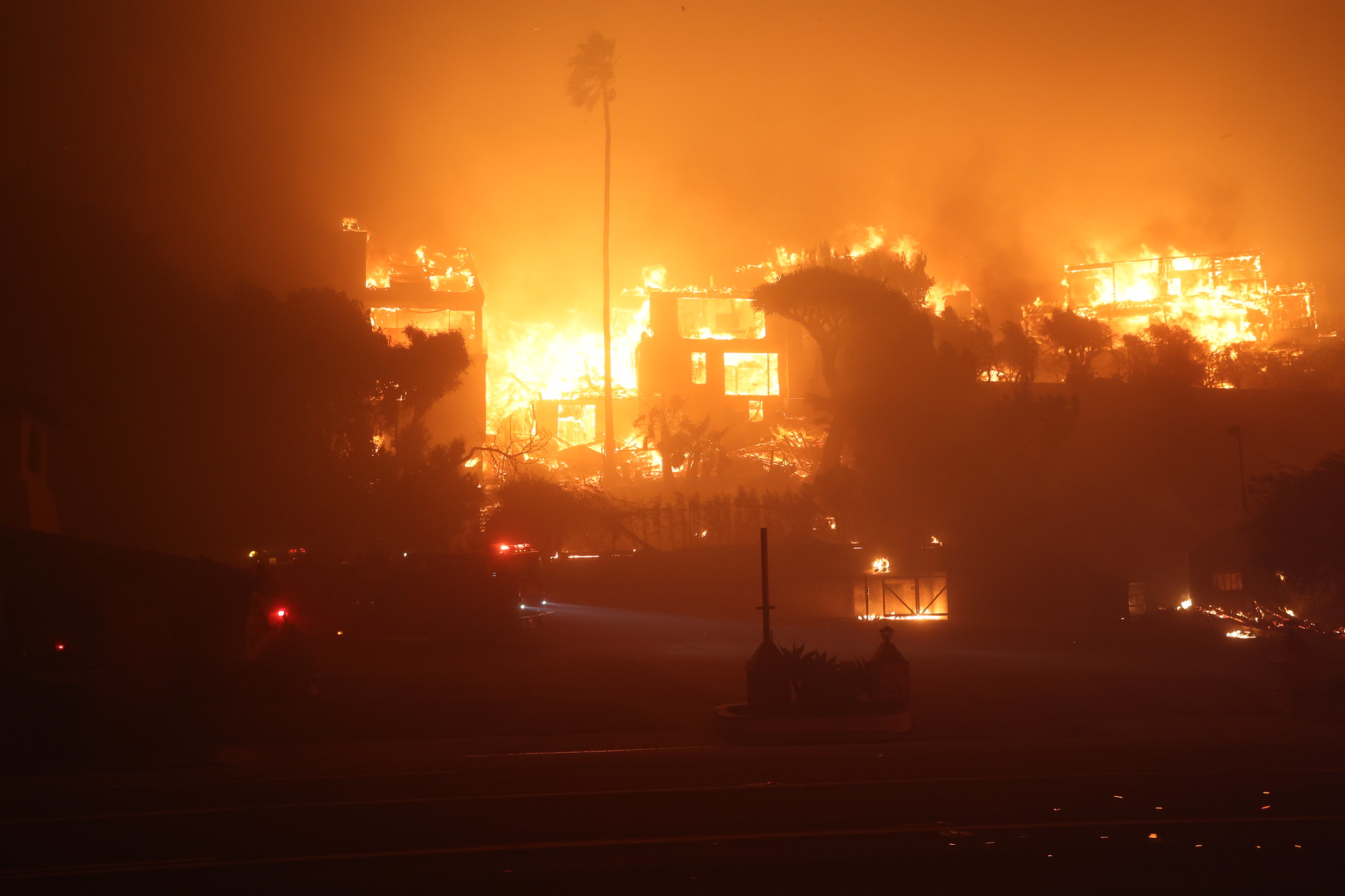 Watching L.A., East Bay officials recall lessons learned from 1991 fires 