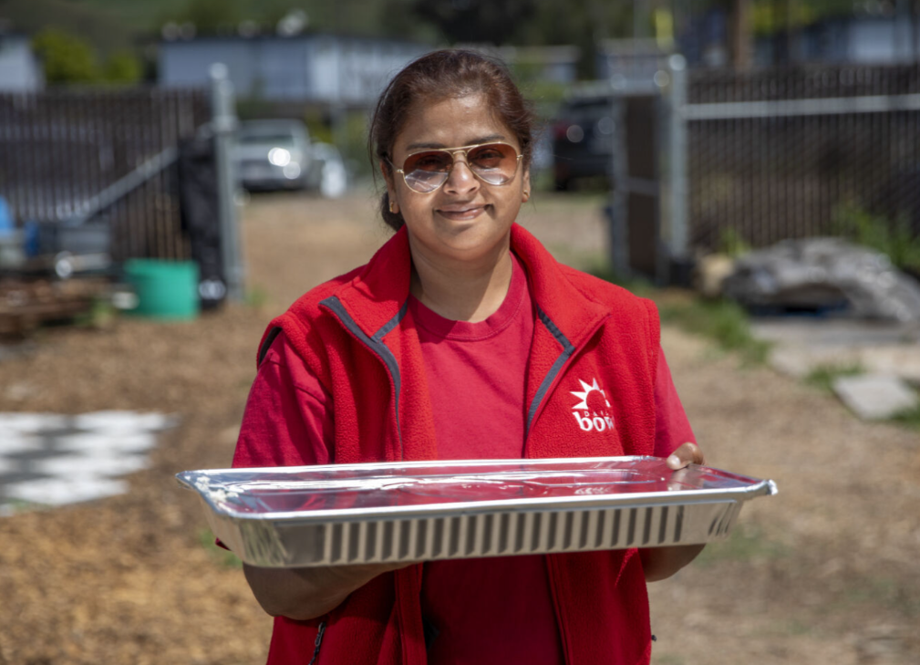 Find meaningful ways to give this holiday season