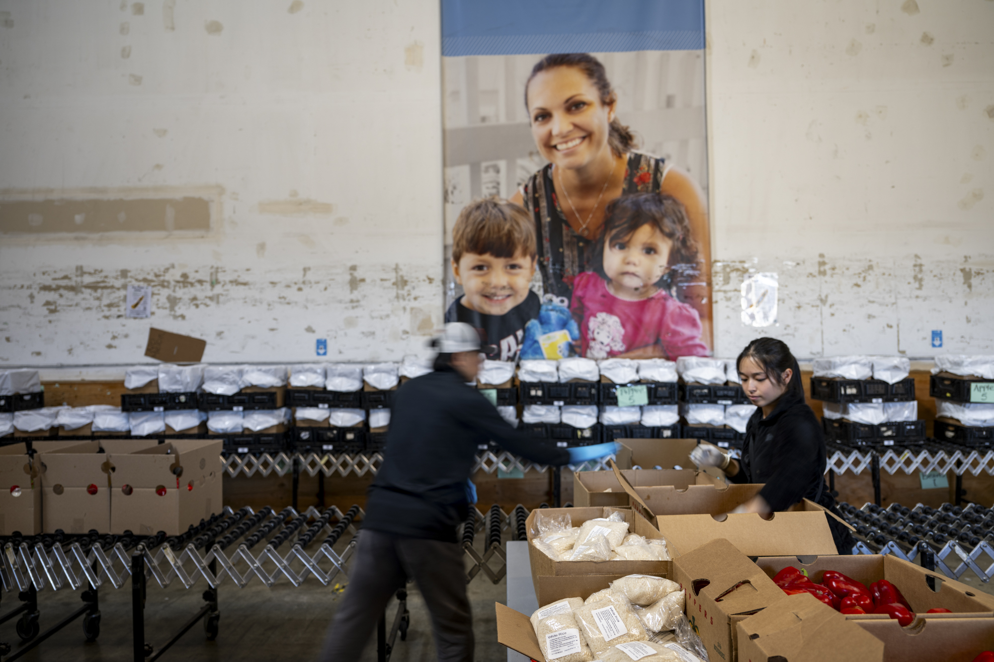 Thousands of Alameda County immigrants lost access to food stamps this week