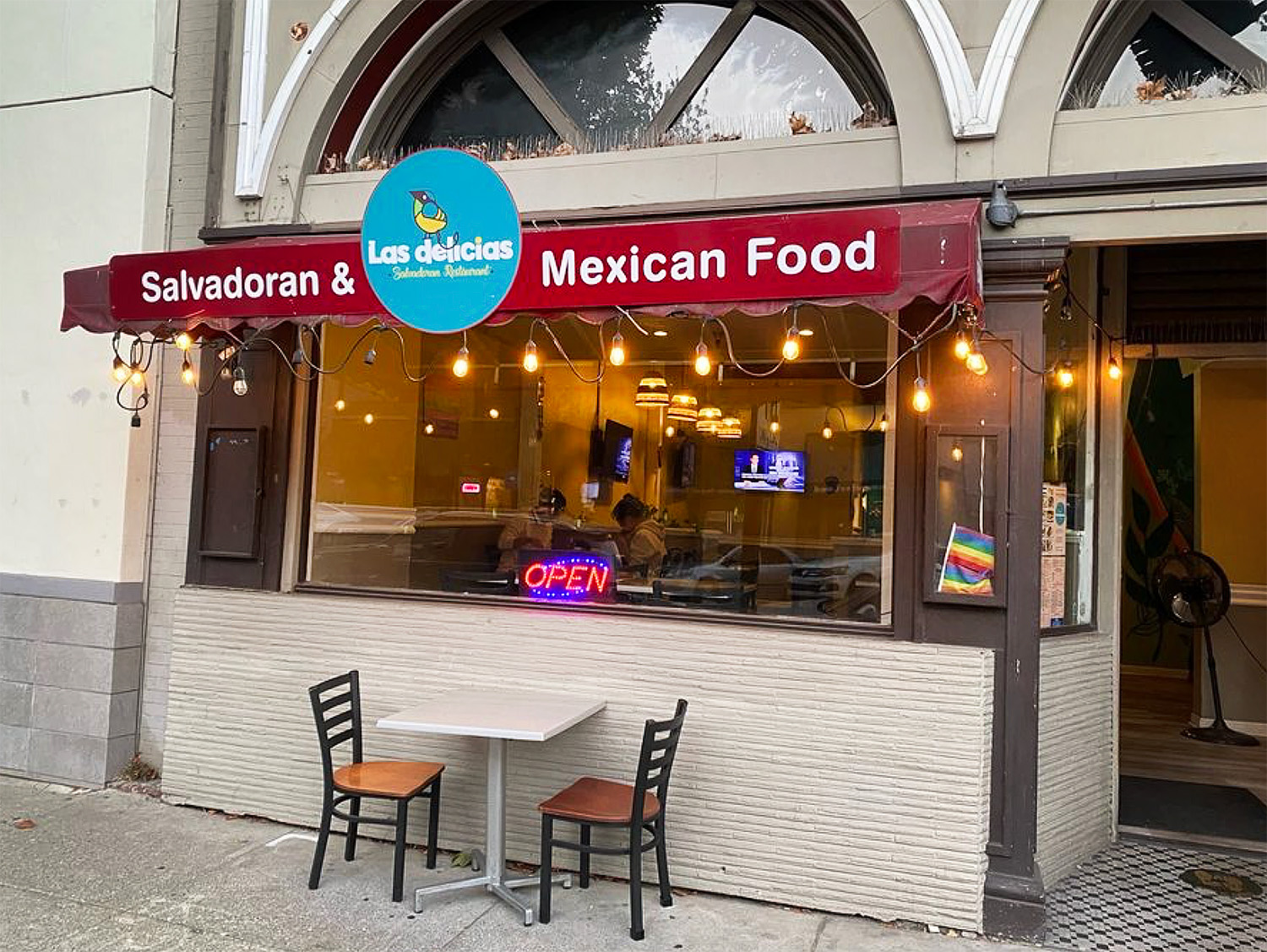 Las Delicias departs, La Noisette shutters, and more recent East Bay closures