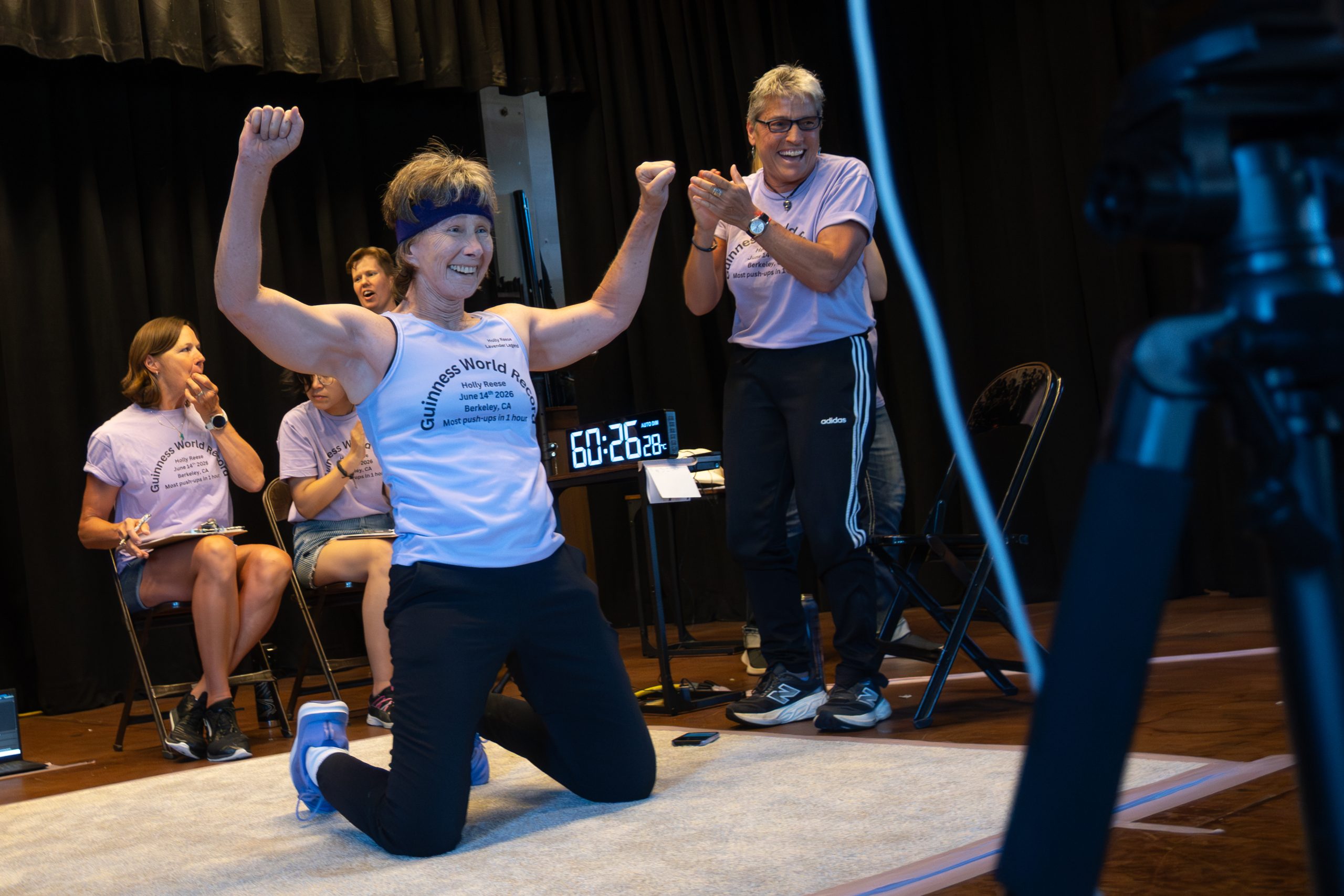 1,682 pushups in 1 hour: 64-year-old health coach may have set new world record in Berkeley